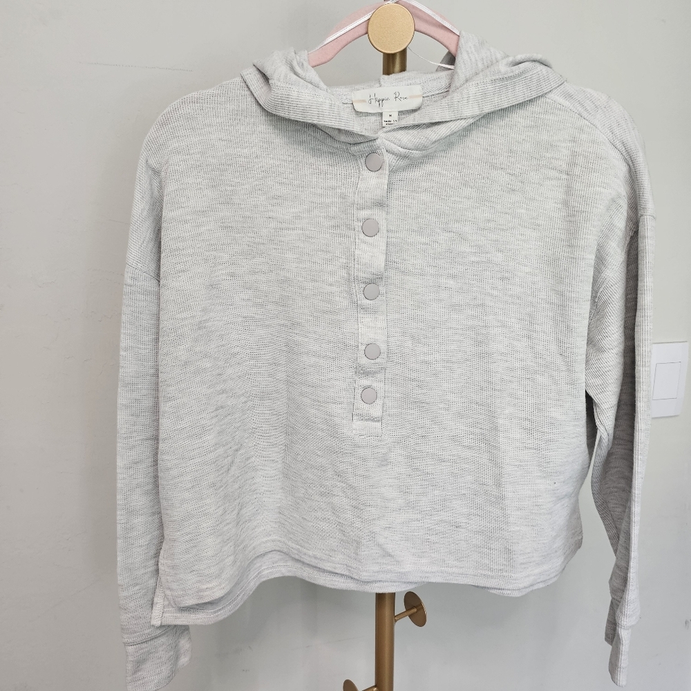 Hippie Rose Button Up Knit Gray‎ cropped hoodie Size Medium